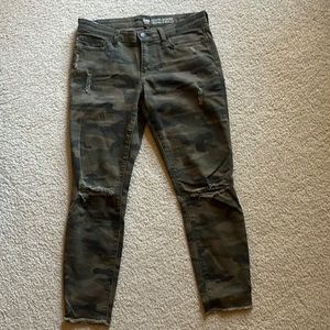 GAP camo jeans. Size 4. Great condition